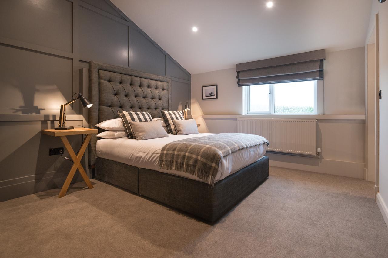 Forest 4* Burnley